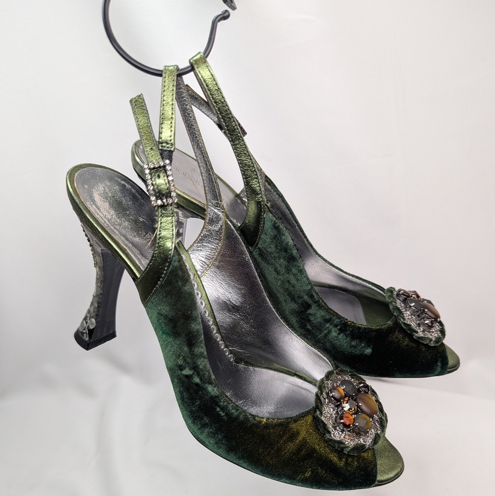 Giorgio Armani verde open toe  mules heels Size 36